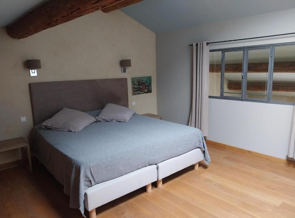 Cecile - Campagne Avec Piscine Commune - Appartement